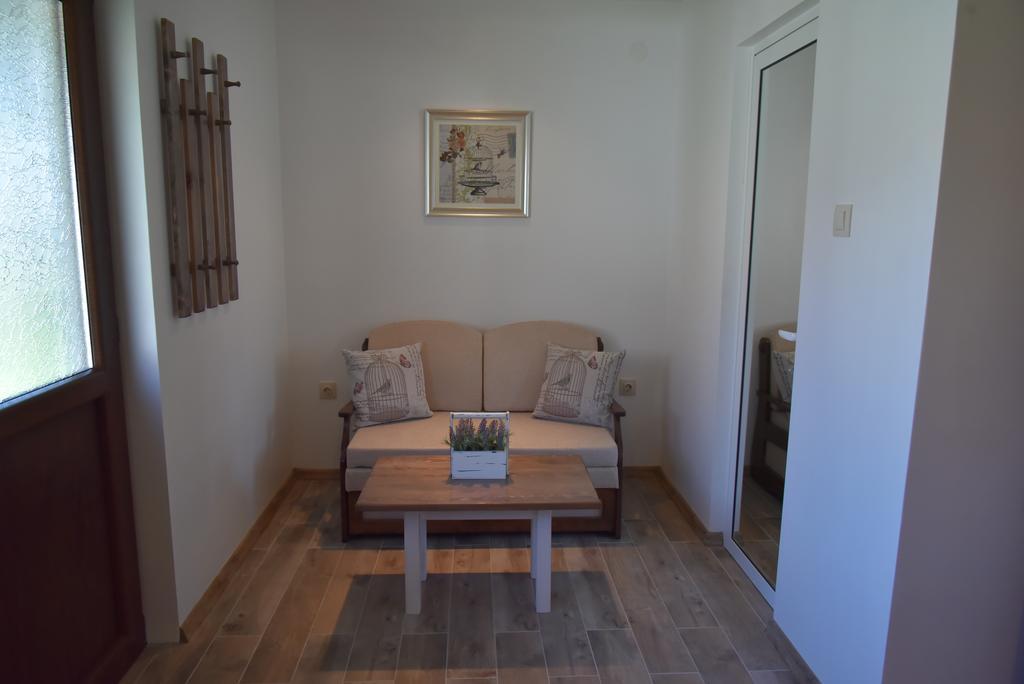 Guest House Zlateya Мадара Экстерьер фото