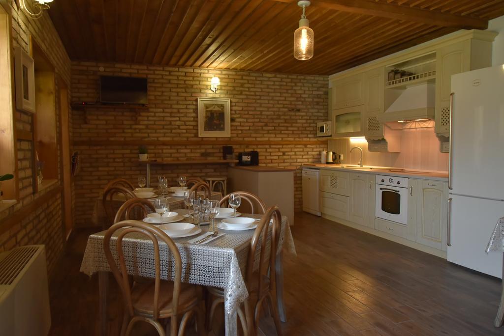 Guest House Zlateya Мадара Экстерьер фото