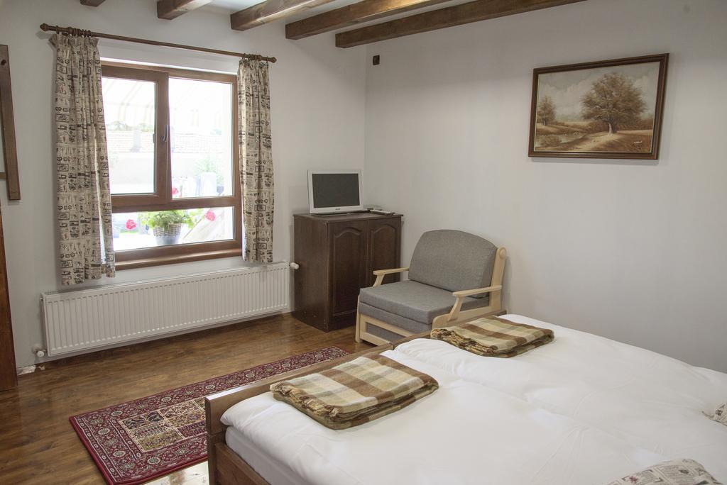 Guest House Zlateya Мадара Экстерьер фото