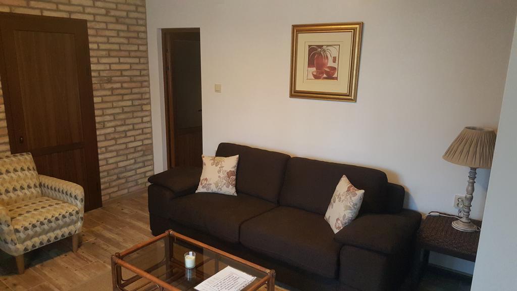 Guest House Zlateya Мадара Экстерьер фото